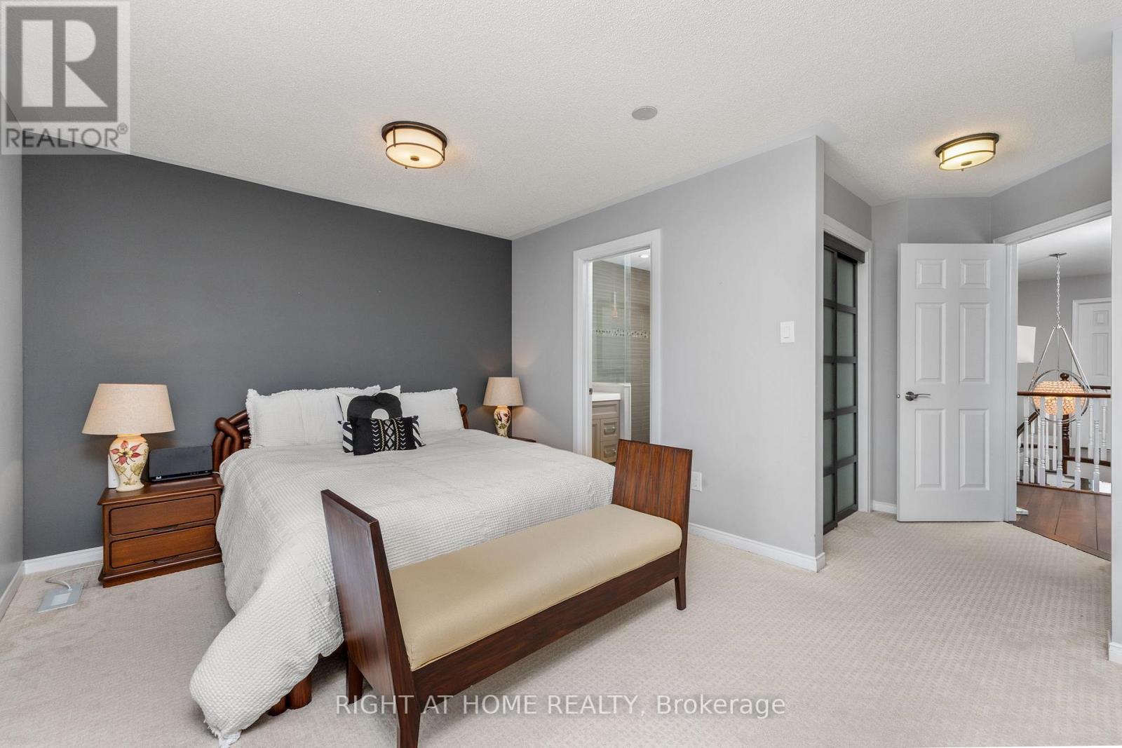 2212 Vista Oak Drive, Oakville, Ontario  L6M 3L7 - Photo 23 - W12768538