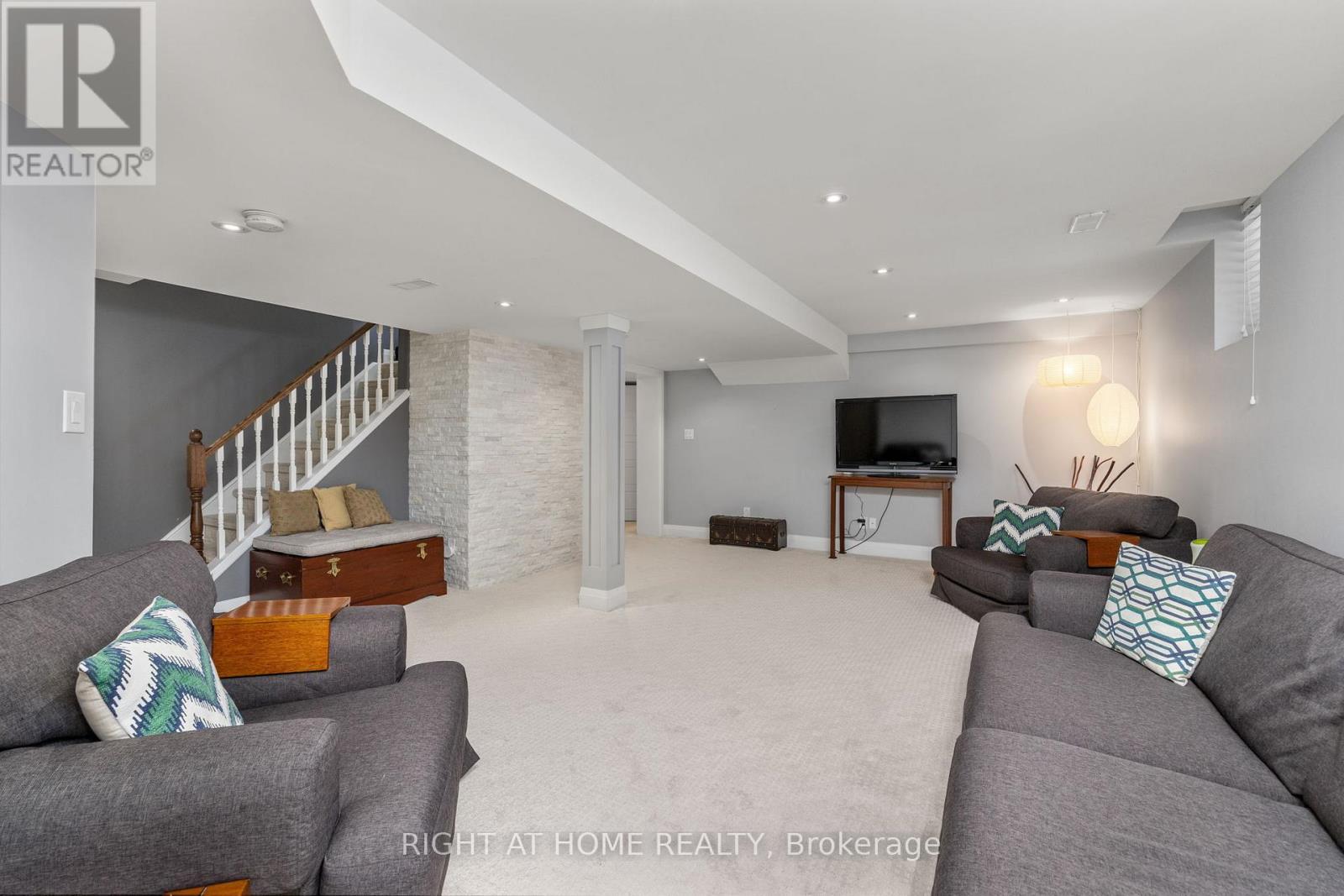 2212 Vista Oak Drive, Oakville, Ontario  L6M 3L7 - Photo 37 - W12768538