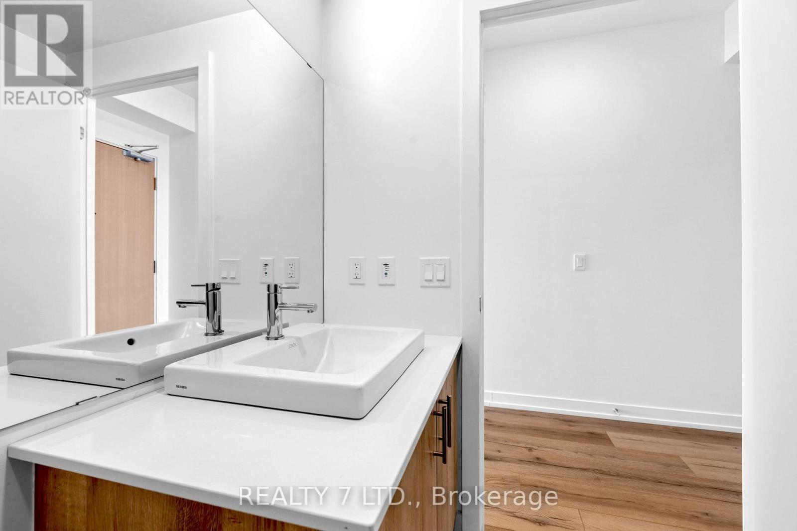 501 - 1195 The Queensway Way, Toronto, Ontario  M8Z 0H1 - Photo 18 - W12768540