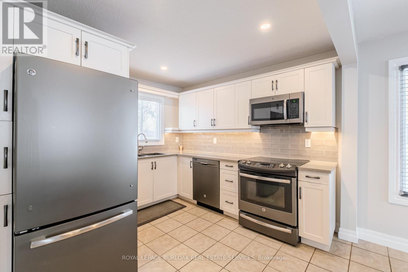 556 Cockshutt Road, Brant, Ontario  N0E 1R0 - Photo 10 - X12768550