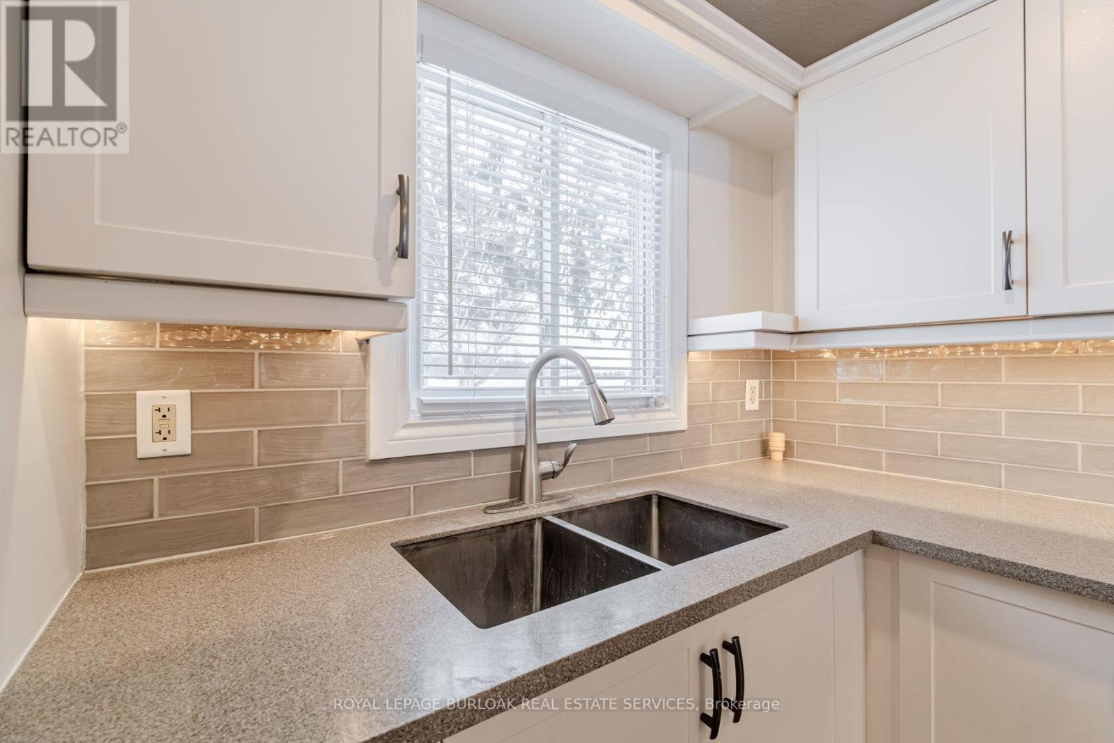 556 Cockshutt Road, Brant, Ontario  N0E 1R0 - Photo 12 - X12768550