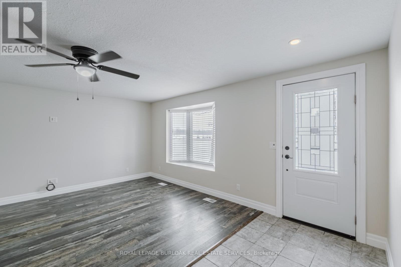 556 Cockshutt Road, Brant, Ontario  N0E 1R0 - Photo 3 - X12768550