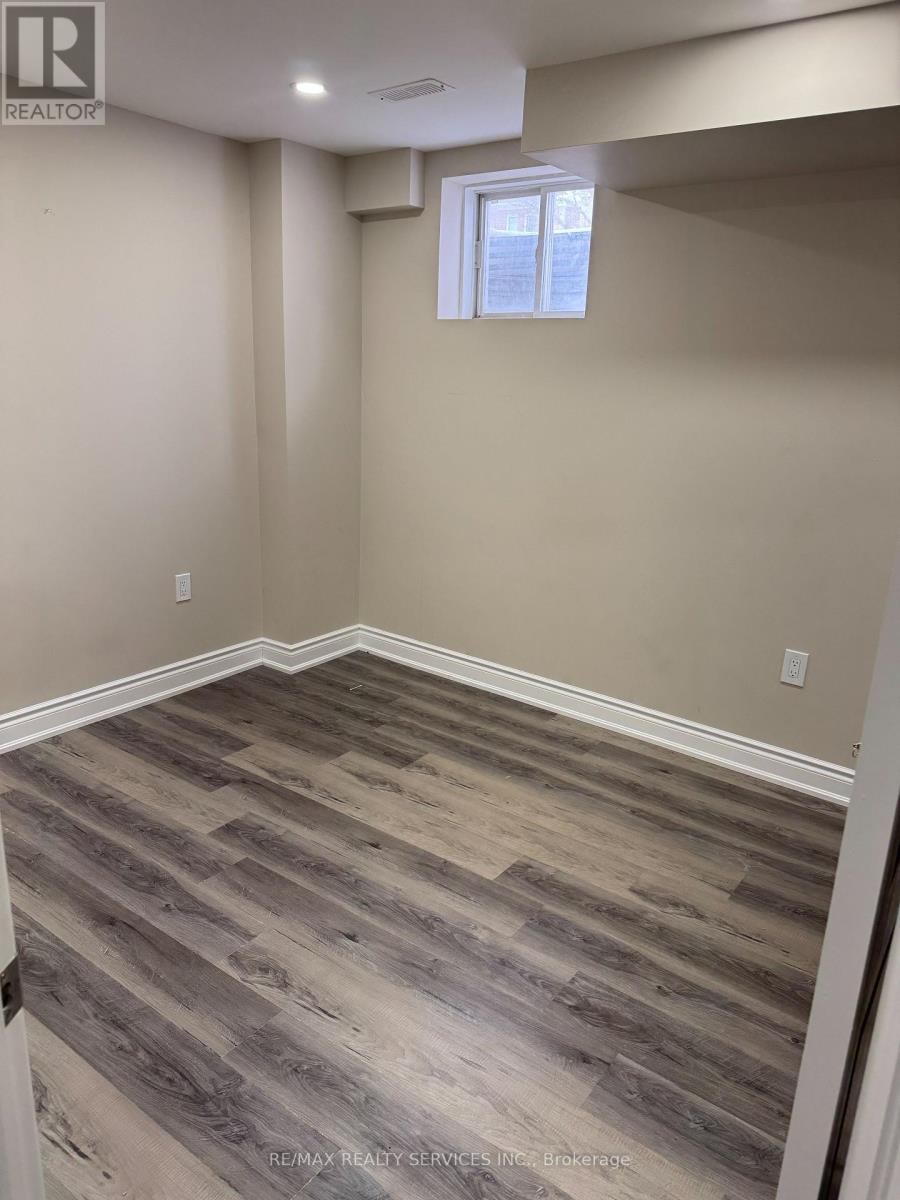 Basement - 16 Braddock Drive, Brampton, Ontario  L7A 3T5 - Photo 10 - W12768518