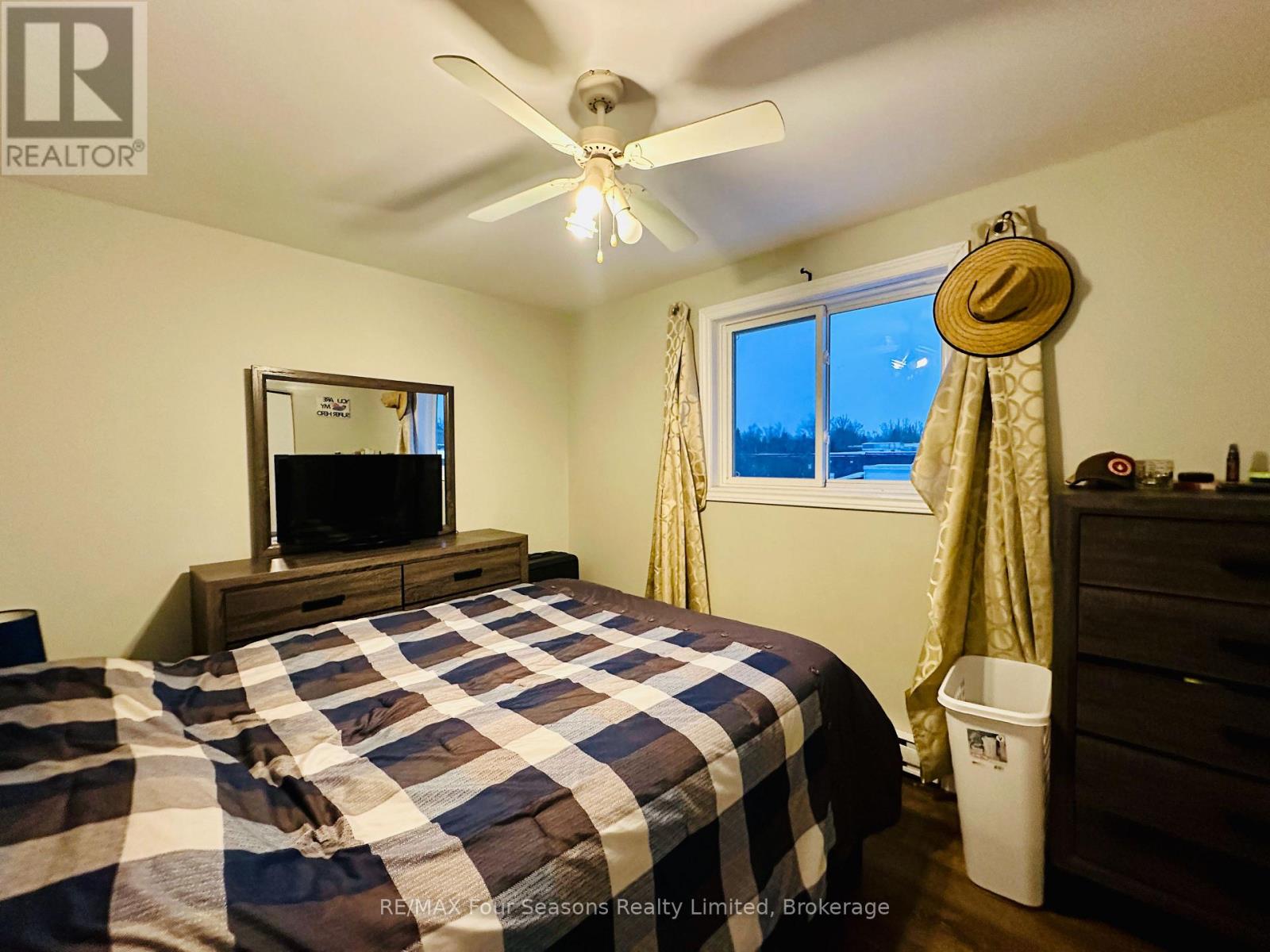 A4 - 206 Perry Street, Clearview, Ontario  L0M 1S0 - Photo 12 - S12768602