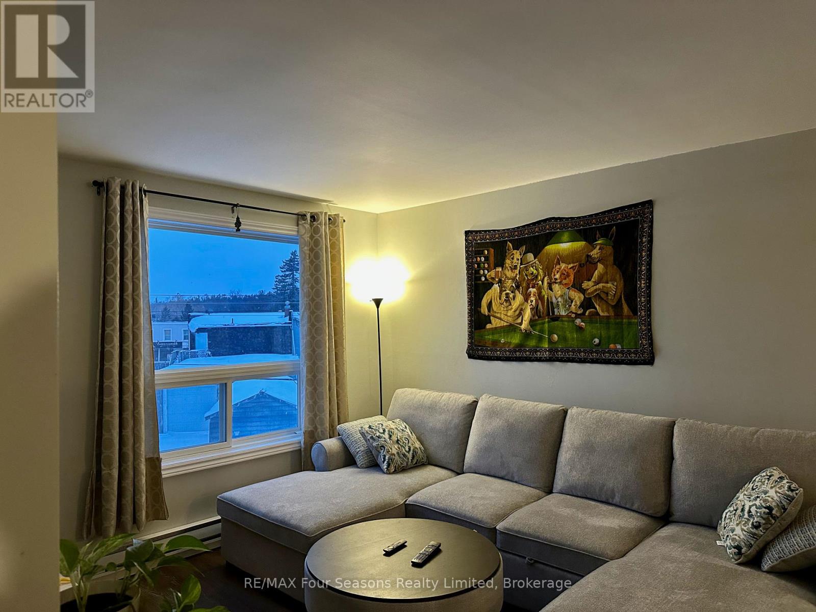 A4 - 206 Perry Street, Clearview, Ontario  L0M 1S0 - Photo 2 - S12768602