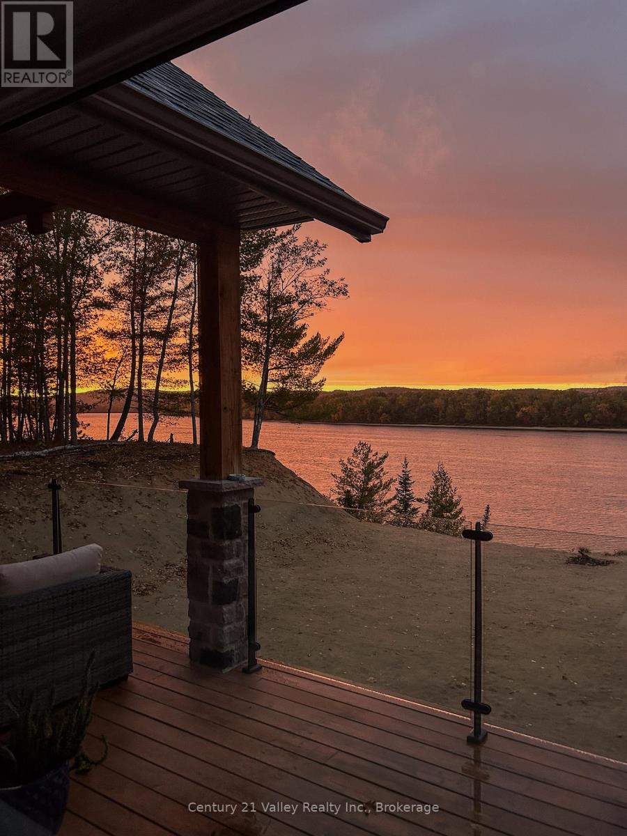 64 Hamish Trail, Whitewater Region, Ontario  K0J 2L0 - Photo 49 - X12765026