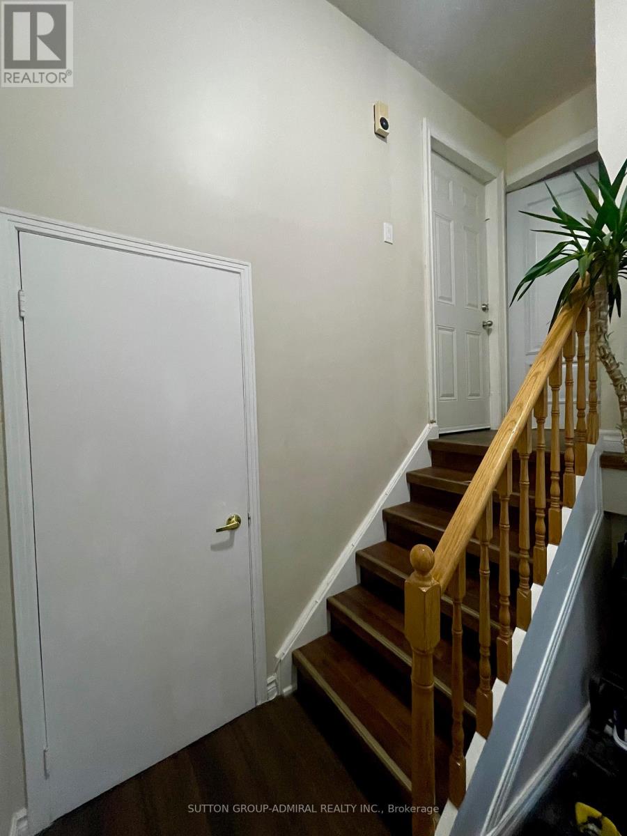 Upper - 50 Ivan Nelson Drive, Toronto, Ontario  M2R 3P7 - Photo 23 - C12768616
