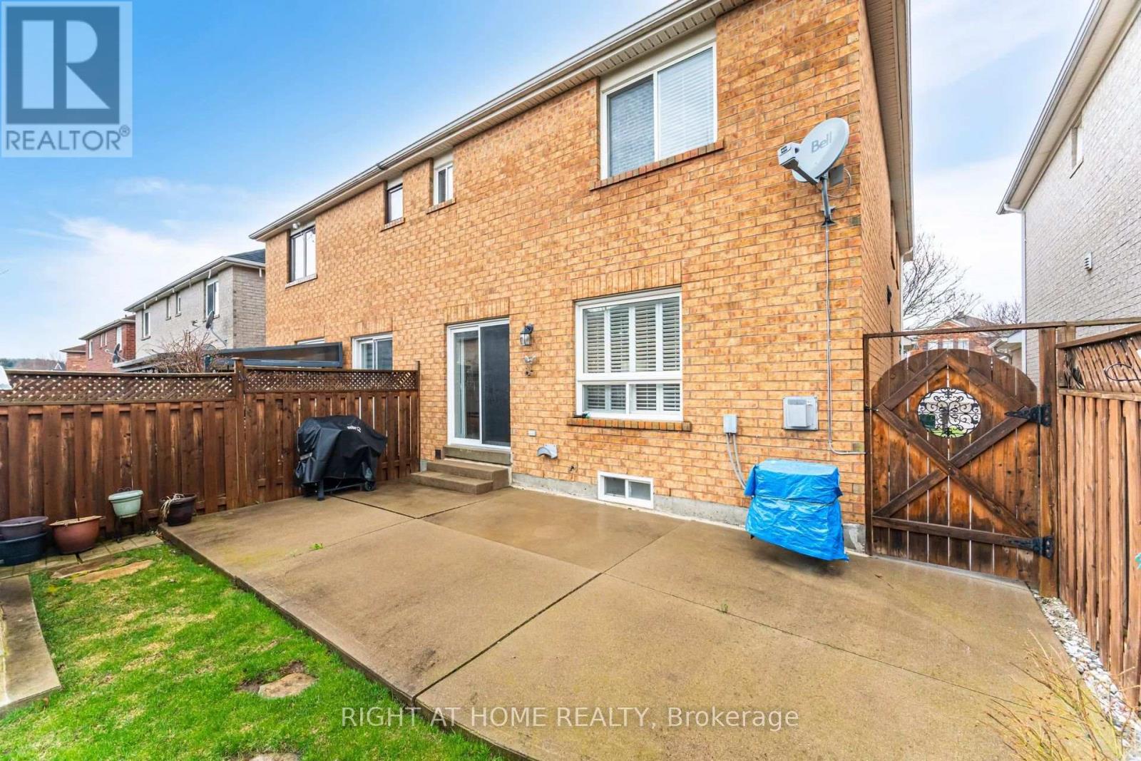 910 Oaktree Crescent, Newmarket, Ontario  L3X 2Z1 - Photo 17 - N12768604