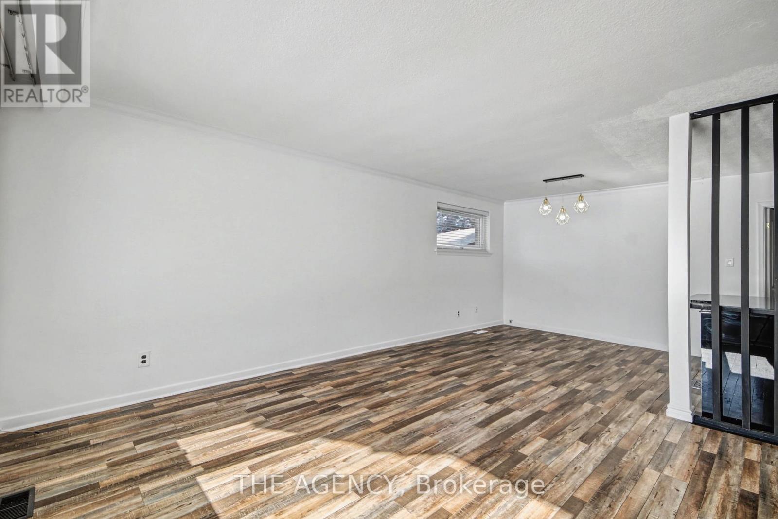 96 Meadowview Avenue, Markham, Ontario  L3T 1K7 - Photo 7 - N12768610