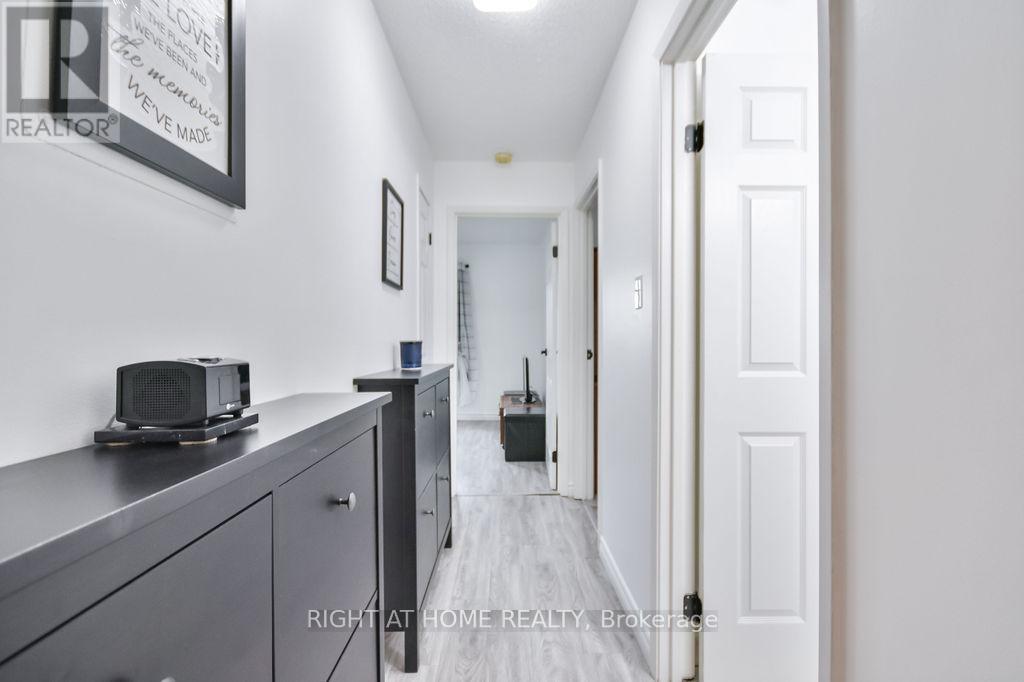 B6 - 179 Edgehill Drive, Barrie, Ontario  L4N 1L9 - Photo 17 - S12768584