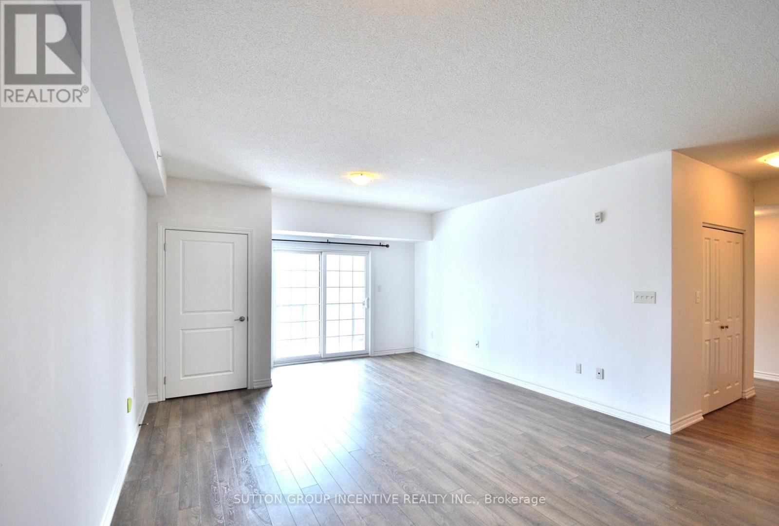 208 - 5 Greenwich Street, Barrie (Ardagh), Ontario  L4N 7Y8 - Photo 9 - S12768612