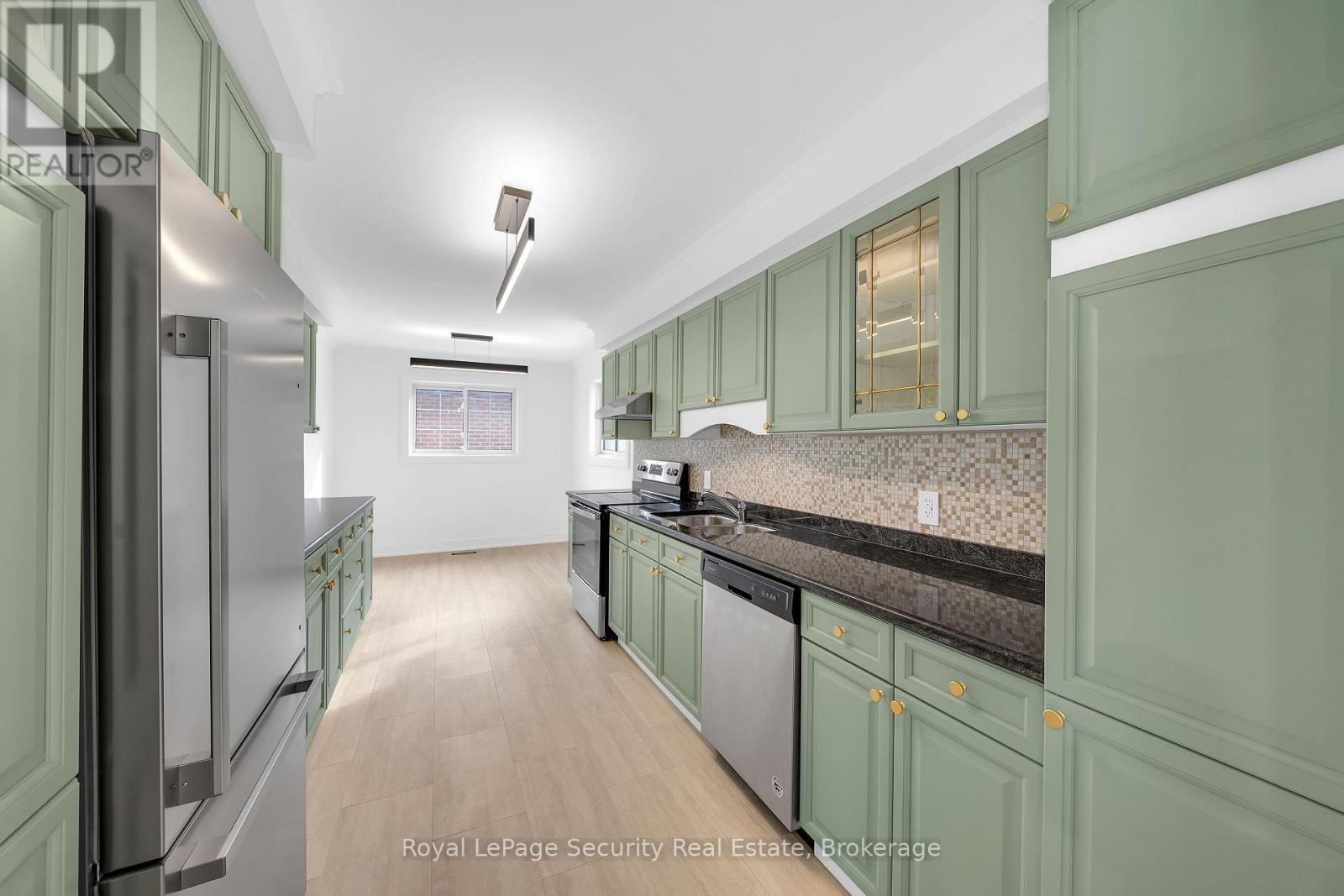 3370 Rhonda Valley, Mississauga, Ontario  L5A 3E9 - Photo 13 - W12768576