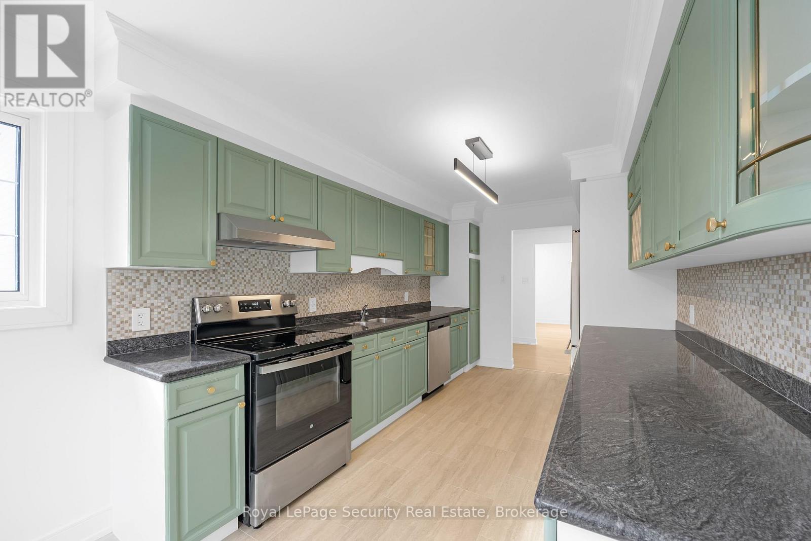 3370 Rhonda Valley, Mississauga, Ontario  L5A 3E9 - Photo 15 - W12768576