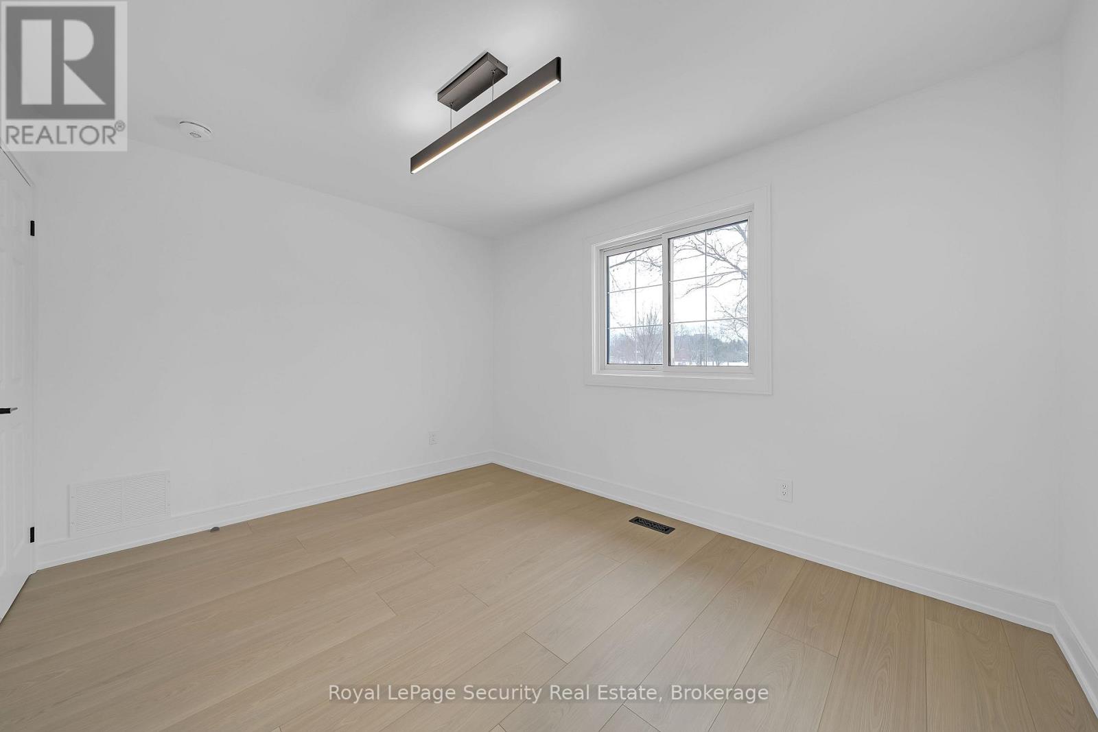 3370 Rhonda Valley, Mississauga, Ontario  L5A 3E9 - Photo 23 - W12768576