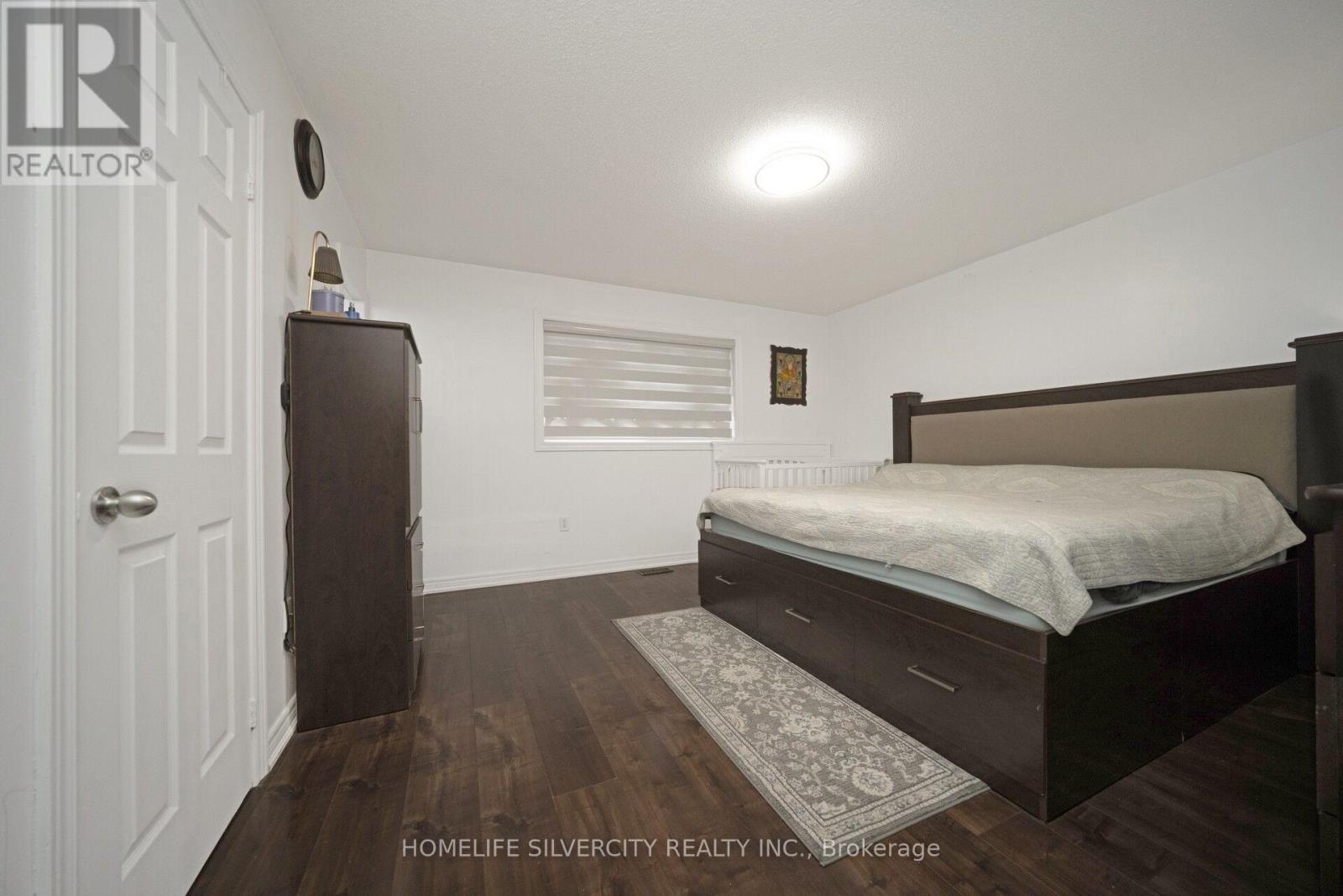 15 Diploma Drive, Brampton, Ontario  L6P 1M3 - Photo 15 - W12768600