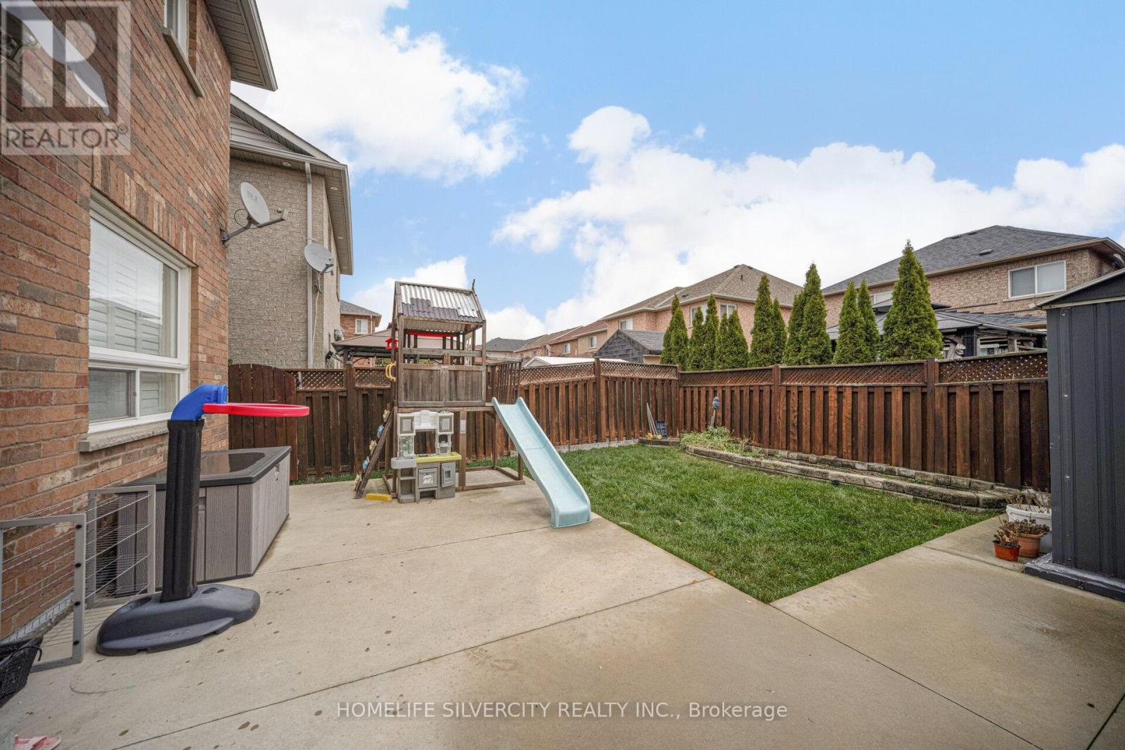 15 Diploma Drive, Brampton, Ontario  L6P 1M3 - Photo 34 - W12768600