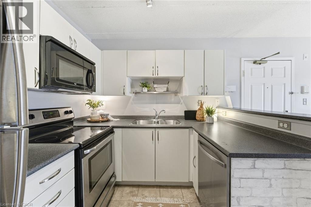 1421 Walkers Line Unit# 304, Burlington, Ontario  L7M 4P4 - Photo 9 - 40775506