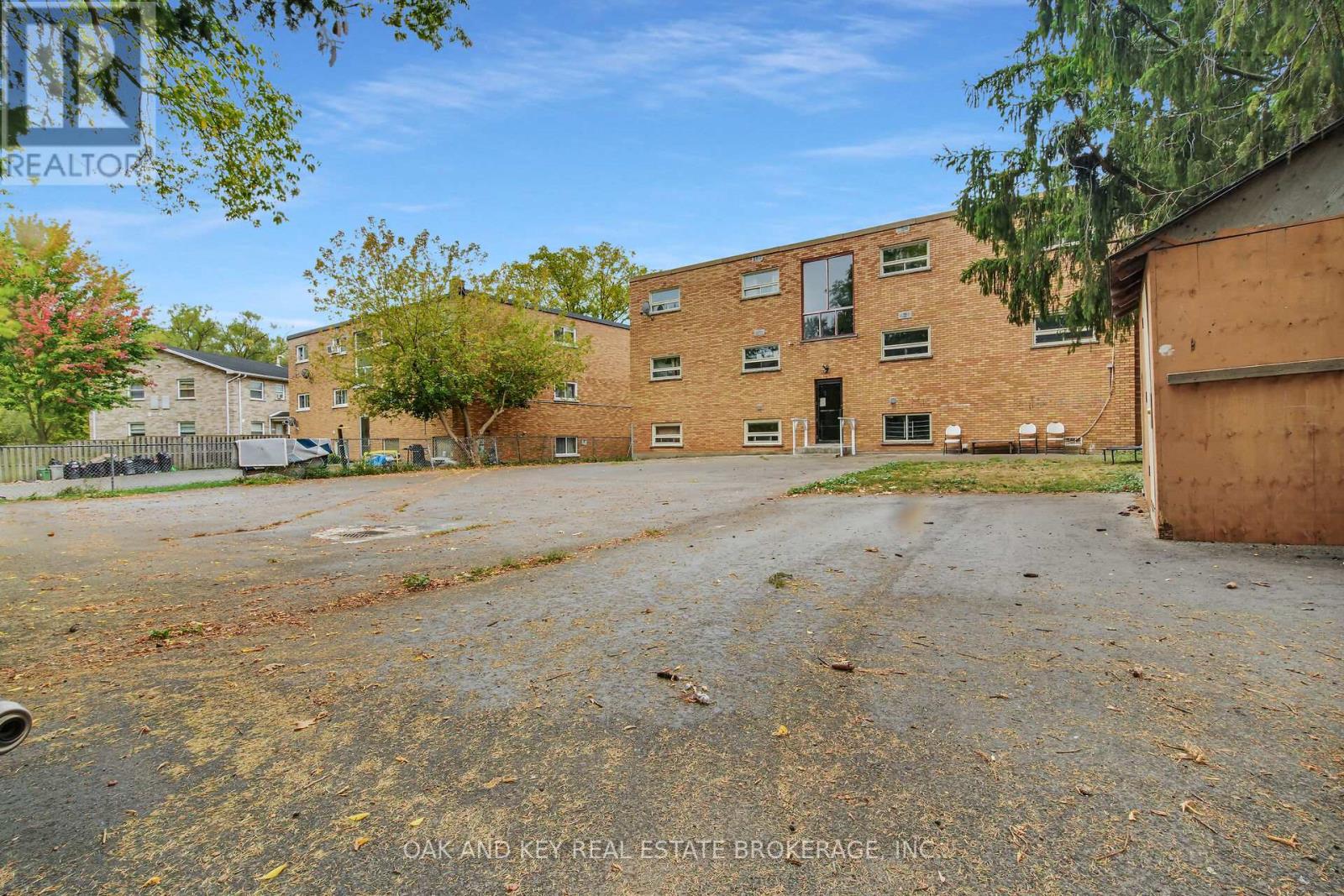 1563 Allen Place, London East, Ontario  N5W 2V9 - Photo 37 - X12768656