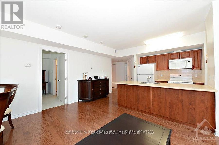1012 - 234 Rideau Street, Ottawa, Ontario  K1N 0A9 - Photo 8 - X12768630