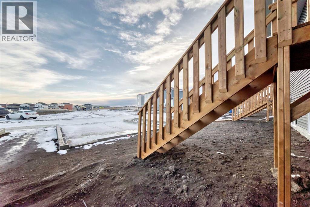 241 Bridgeport Gate, Chestermere, Alberta  T1X 1L6 - Photo 33 - A2284429