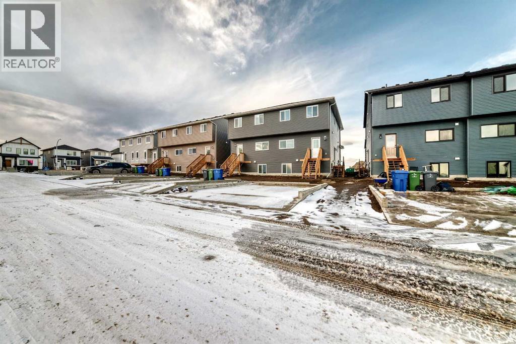 241 Bridgeport Gate, Chestermere, Alberta  T1X 1L6 - Photo 38 - A2284429