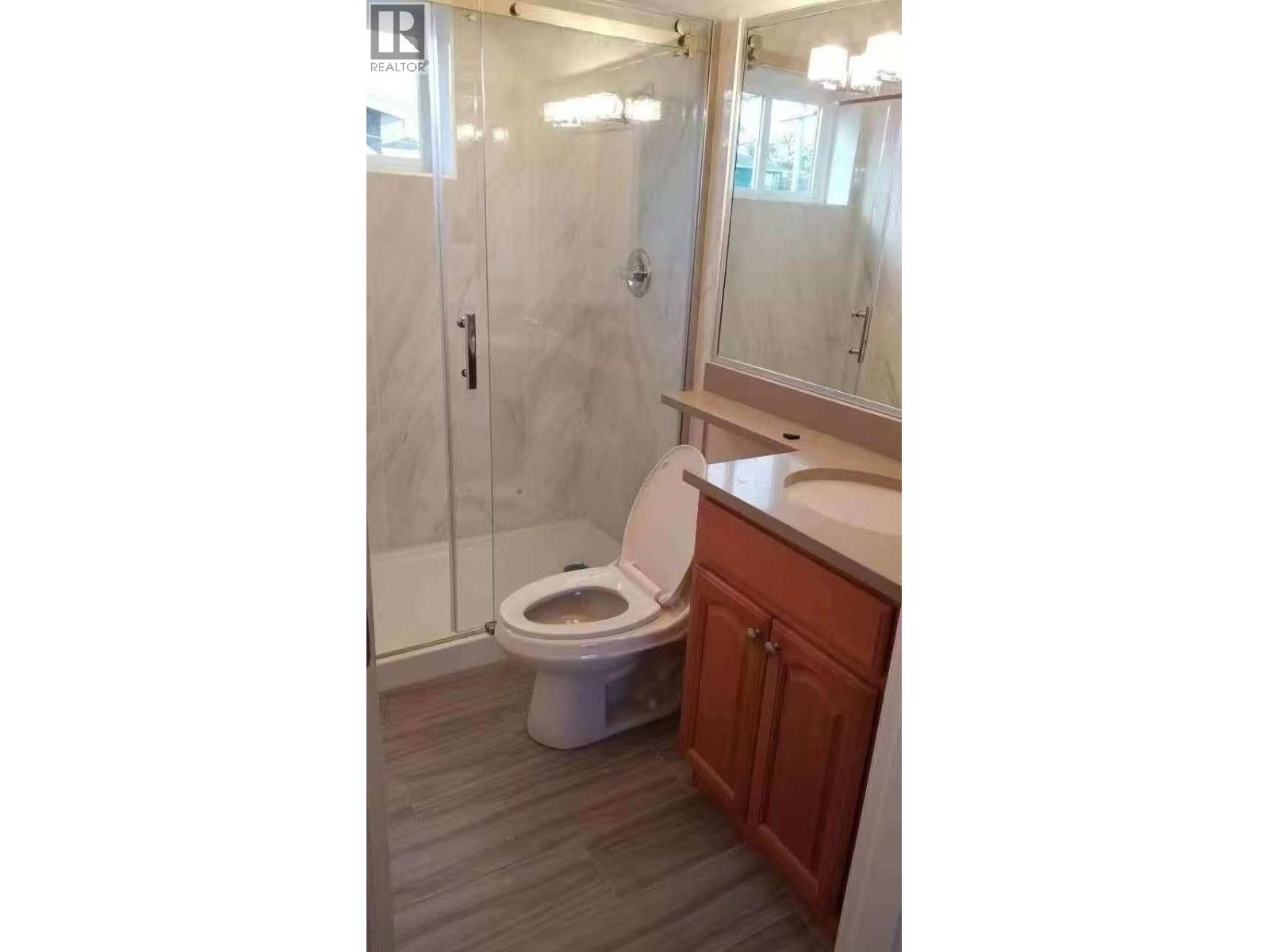 53xx Gladstone St Vancouver, Vancouver, British Columbia  V5P 4C5 - Photo 4 - R3087676