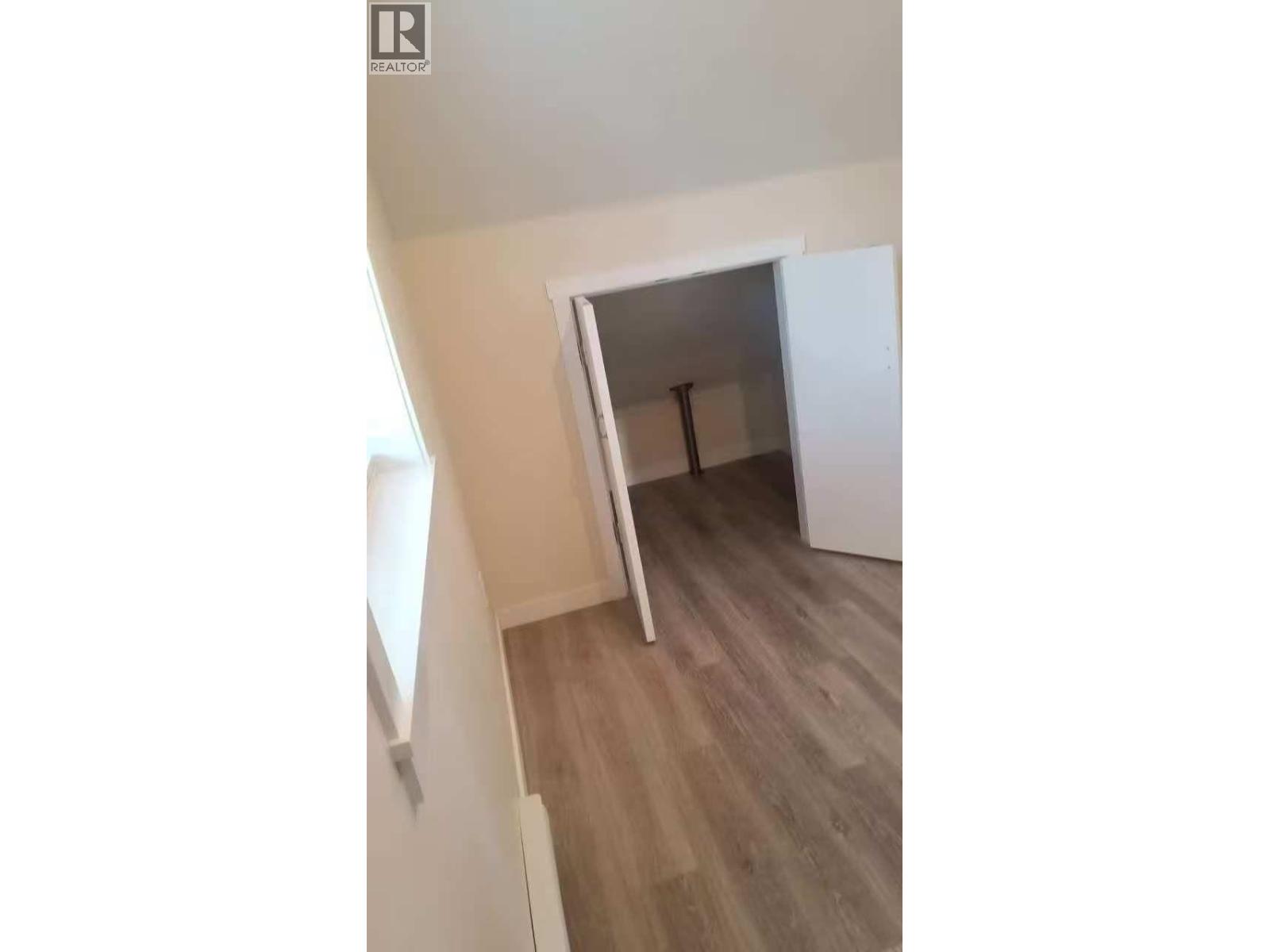 53xx Gladstone St Vancouver, Vancouver, British Columbia  V5P 4C5 - Photo 5 - R3087676