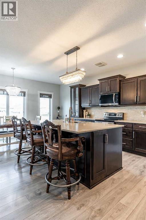 203 Sterling Crescent Se, Medicine Hat, Alberta  T1B 4N2 - Photo 11 - A2270455