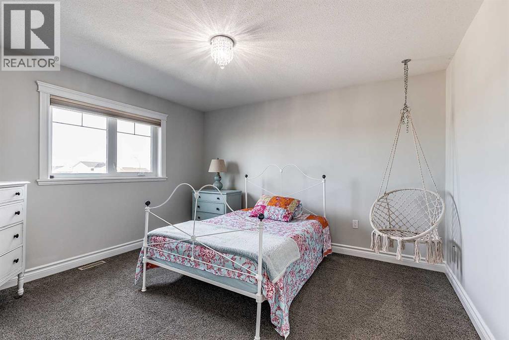203 Sterling Crescent Se, Medicine Hat, Alberta  T1B 4N2 - Photo 26 - A2270455