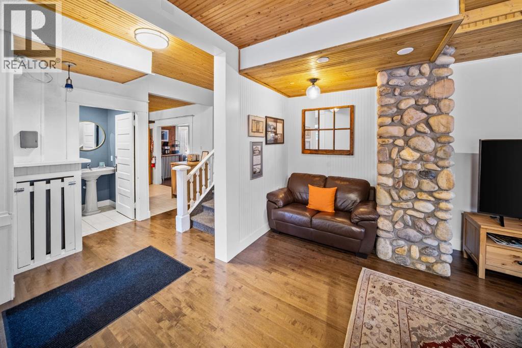 137 Muskrat Street, Banff, Alberta  T1L 1E6 - Photo 24 - A2279199