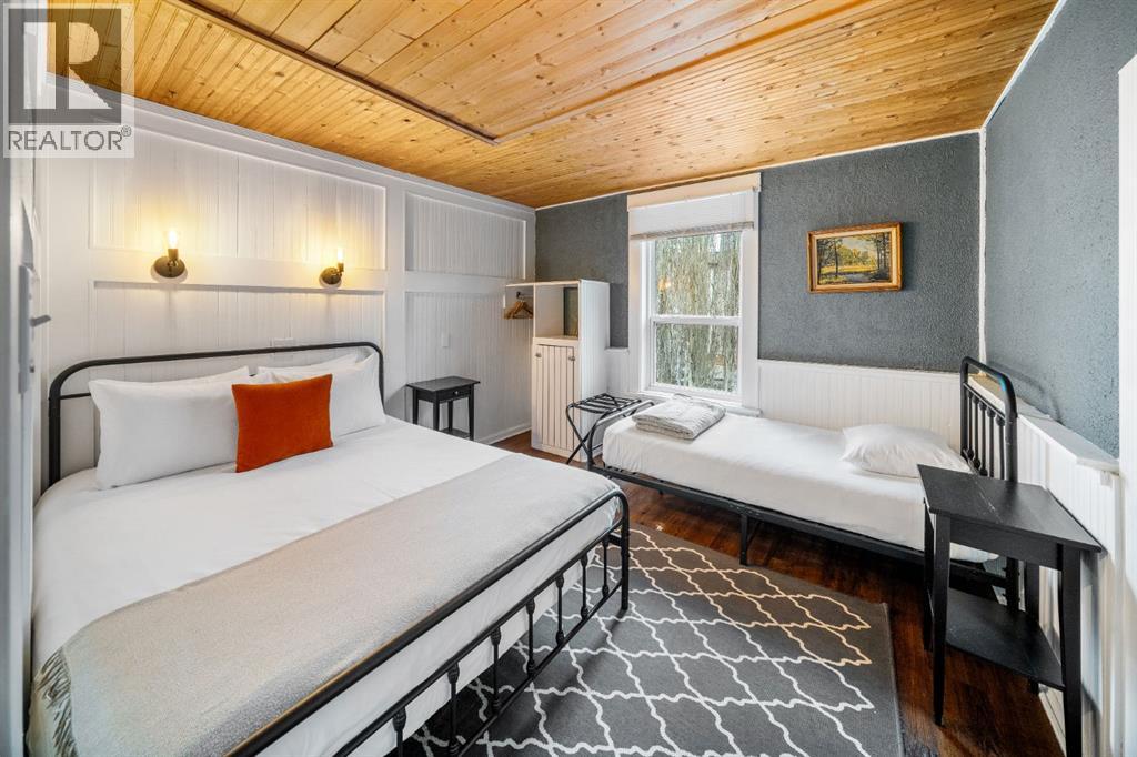 137 Muskrat Street, Banff, Alberta  T1L 1E6 - Photo 33 - A2279199