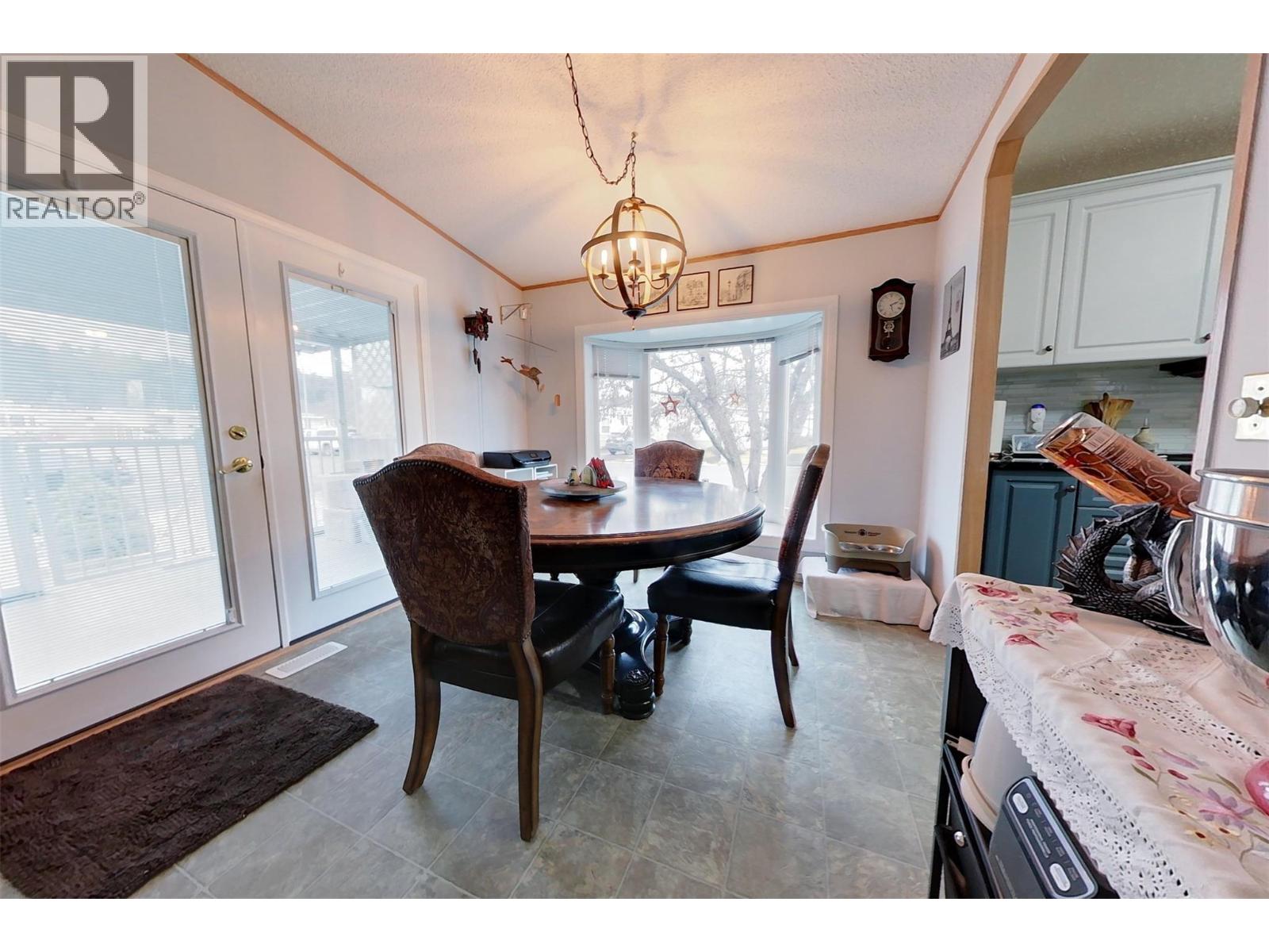 2116 Kokanee  N Court, Cranbrook, British Columbia  V1C 6N7 - Photo 9 - 10375265