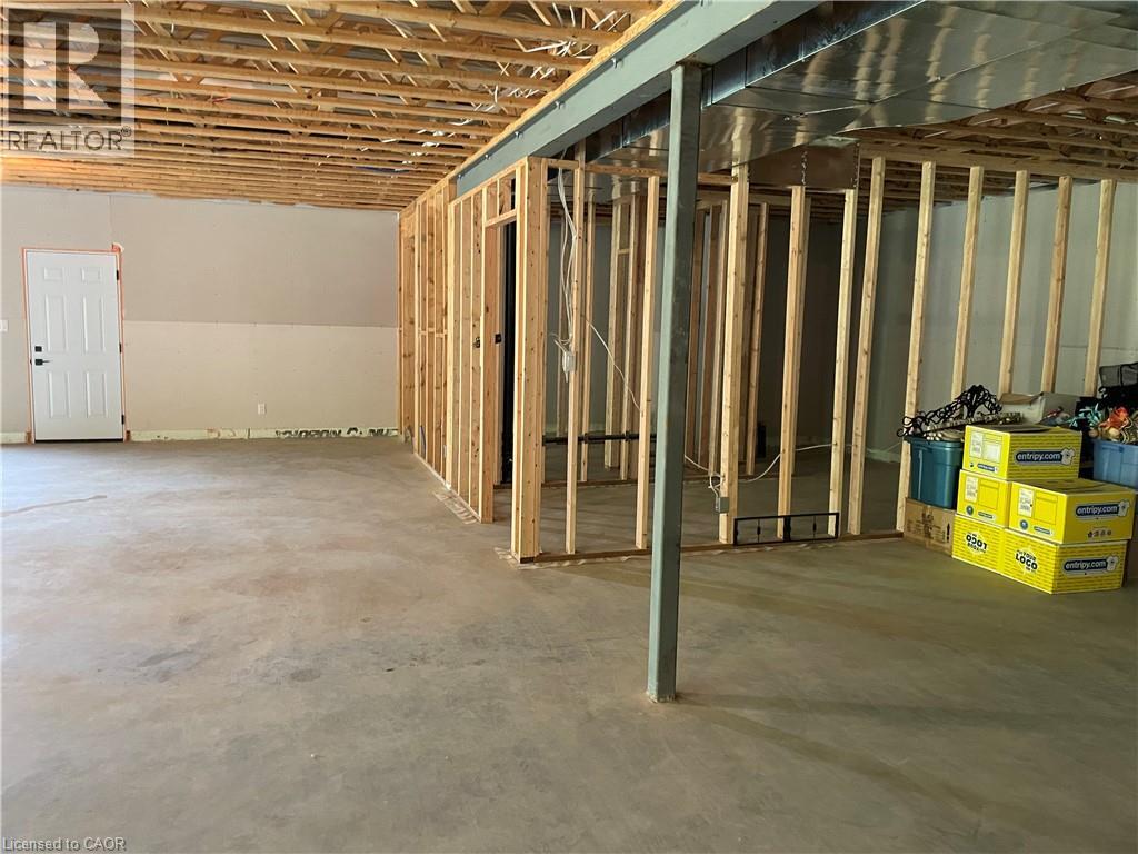 670 Bishopsgate Road Unit# 9, Paris, Ontario  N3L 3E3 - Photo 40 - 40774559