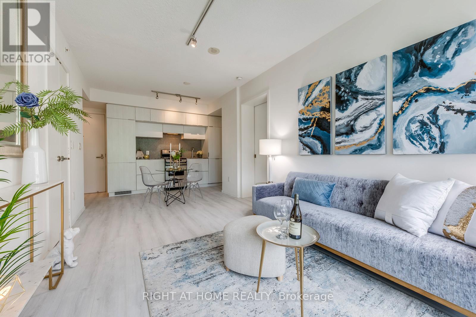 611 - 159 Dundas Street E, Toronto, Ontario  M5B 0A9 - Photo 17 - C12768636