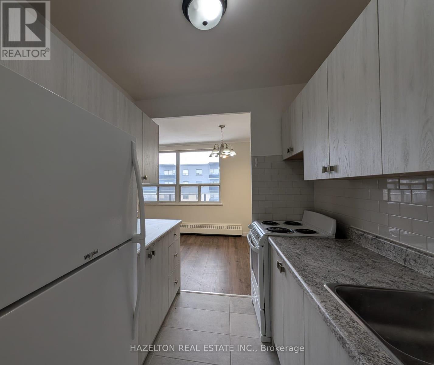 605 - 57 Parkwoods Village Drive, Toronto (Parkwoods-Donalda), Ontario  M3A 2X3 - Photo 3 - C12768642