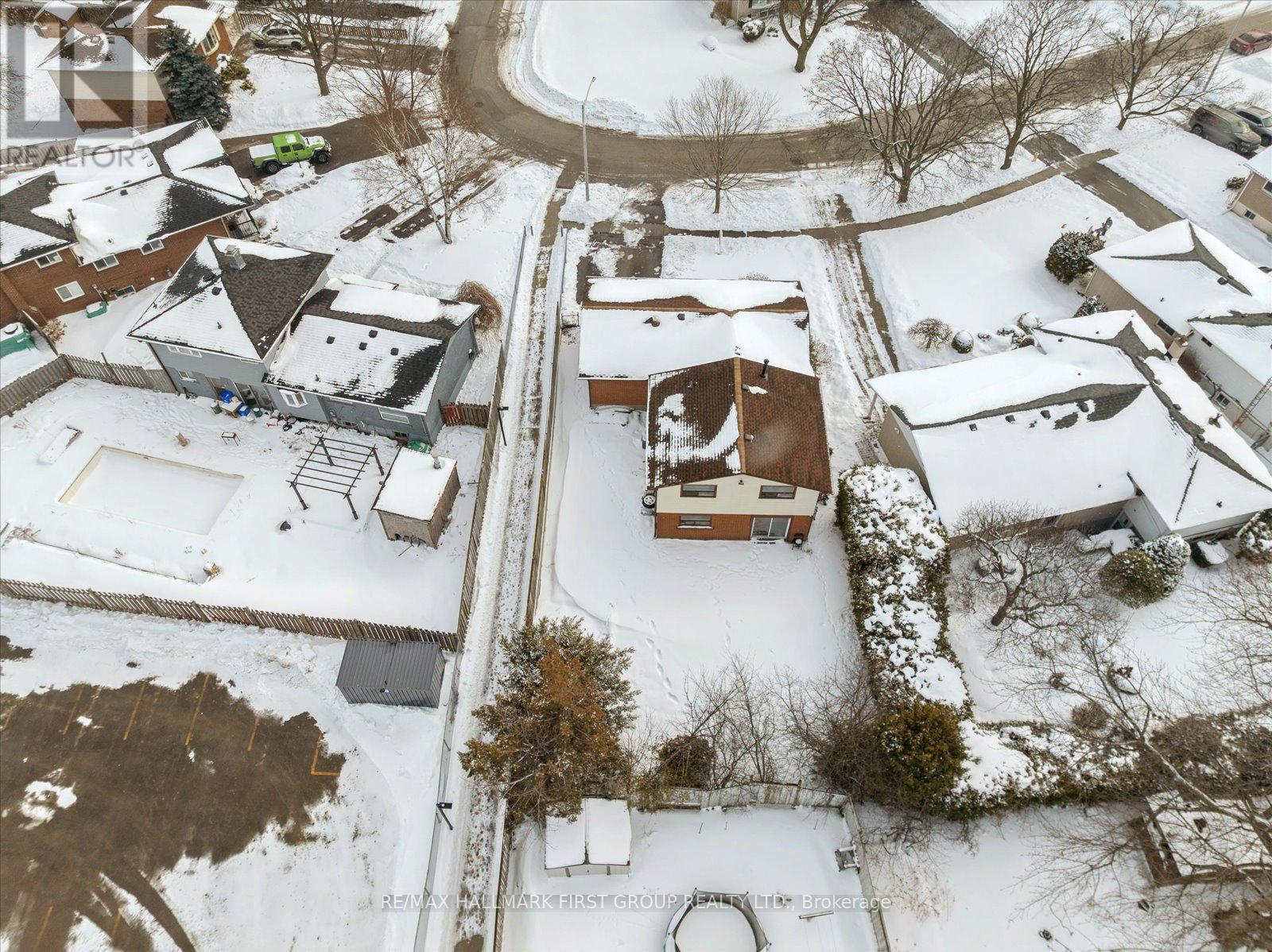 16 Follett Court, Ajax, Ontario  L1S 2W1 - Photo 18 - E12768640