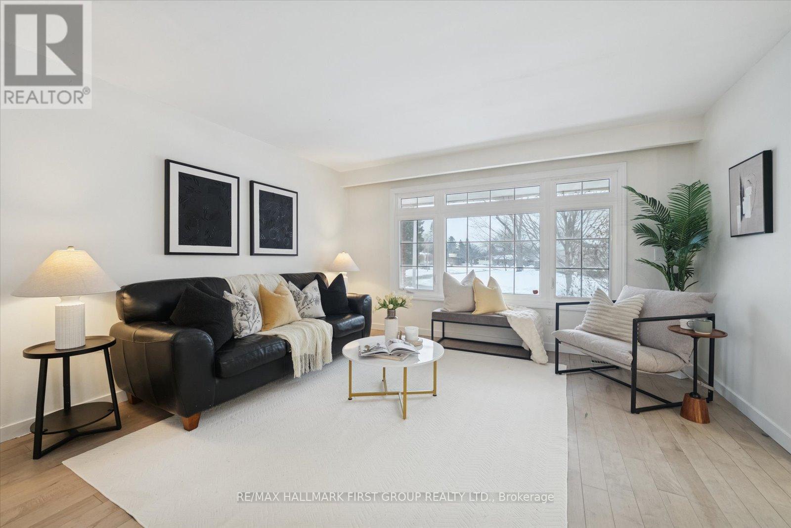 16 Follett Court, Ajax, Ontario  L1S 2W1 - Photo 4 - E12768640