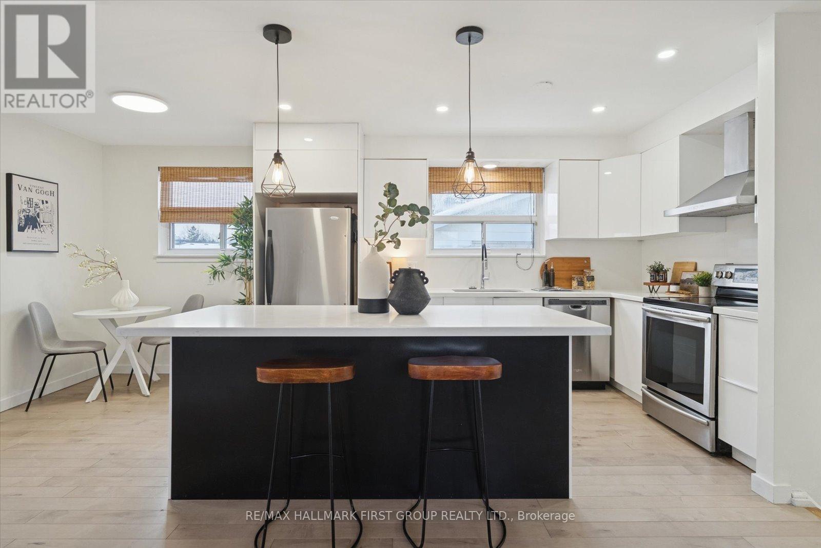 16 Follett Court, Ajax, Ontario  L1S 2W1 - Photo 8 - E12768640