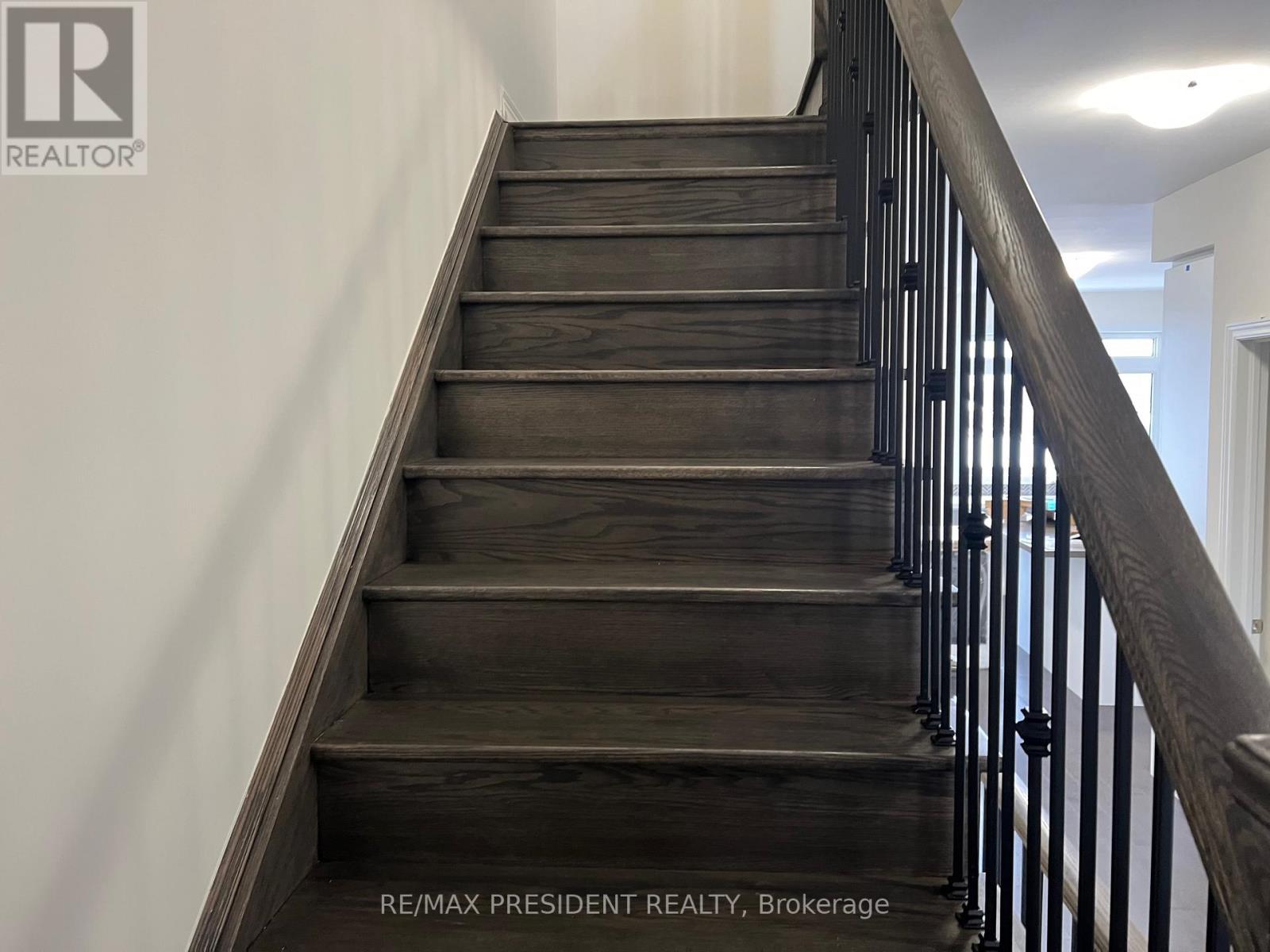 24 Skyridge Drive, Brampton, Ontario  L6P 4P5 - Photo 16 - W12768398