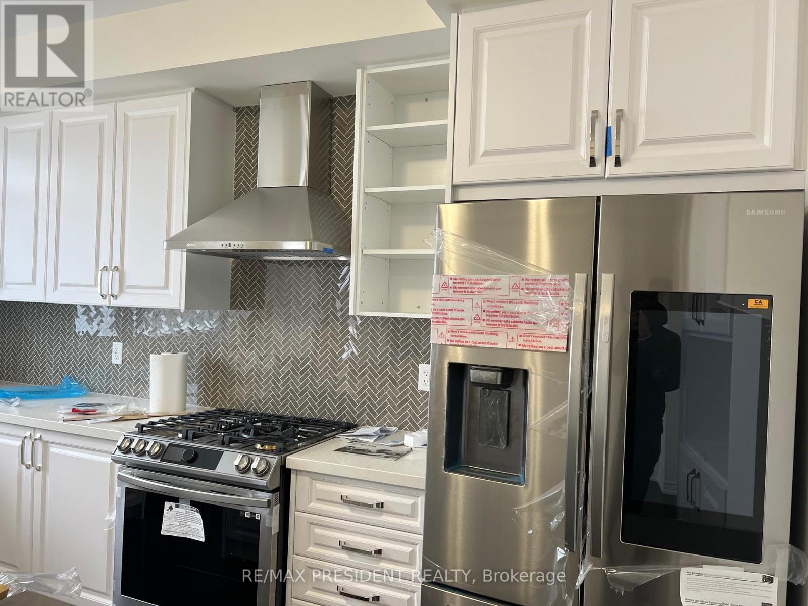 24 Skyridge Drive, Brampton, Ontario  L6P 4P5 - Photo 12 - W12768398