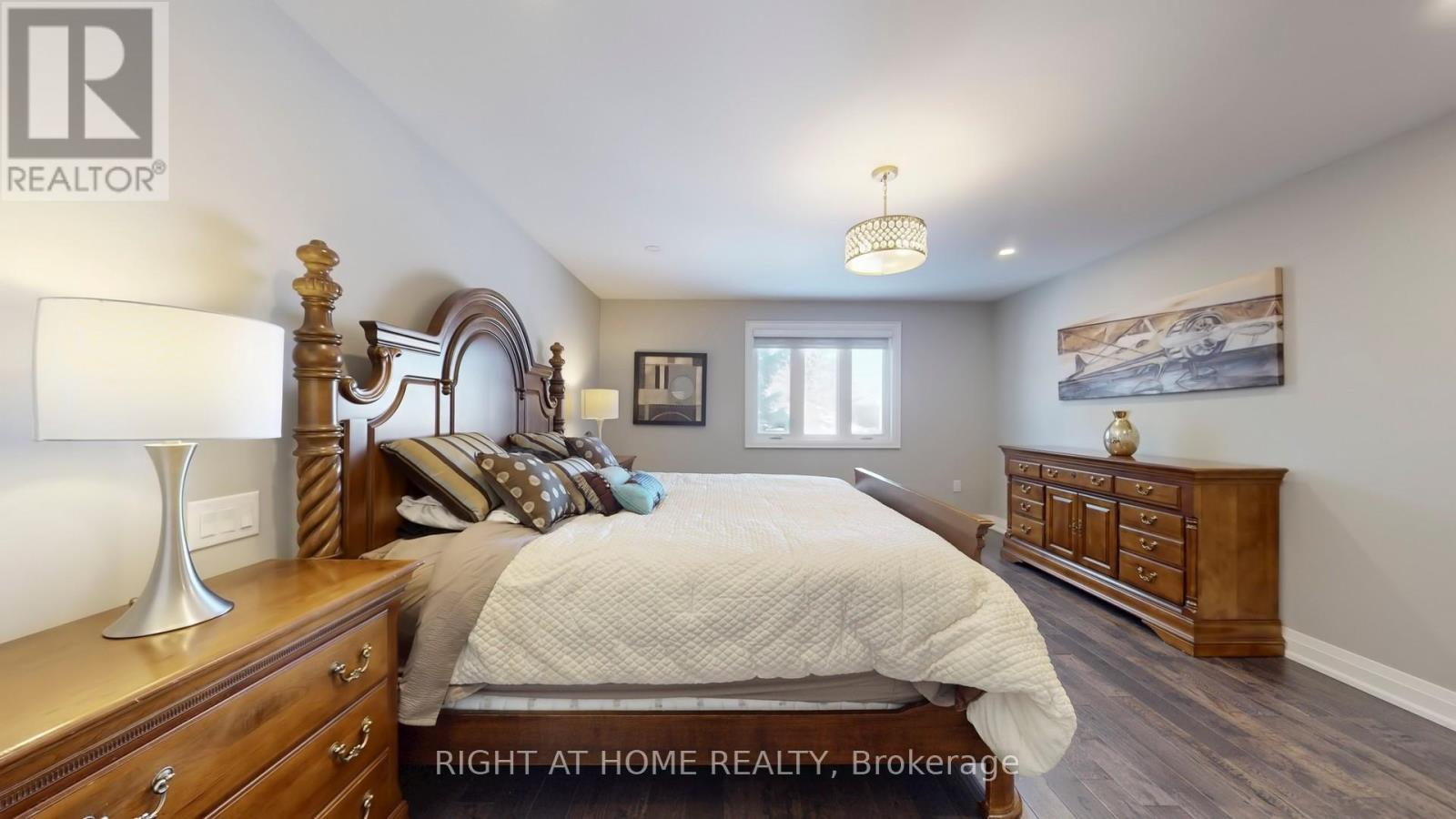 7 Forest Path Court N, Toronto, Ontario  M9V 1L4 - Photo 19 - W12768626