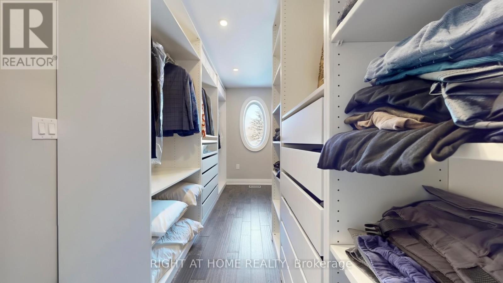 7 Forest Path Court N, Toronto, Ontario  M9V 1L4 - Photo 22 - W12768626