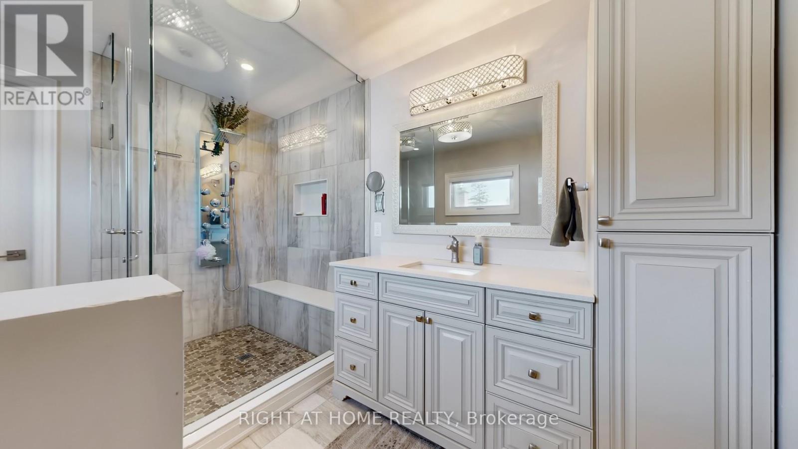 7 Forest Path Court N, Toronto, Ontario  M9V 1L4 - Photo 26 - W12768626