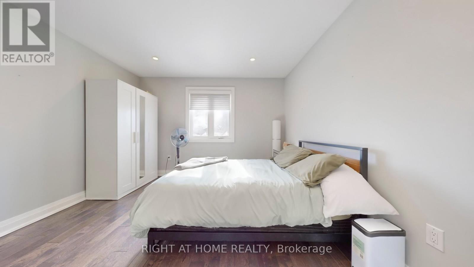 7 Forest Path Court N, Toronto, Ontario  M9V 1L4 - Photo 31 - W12768626