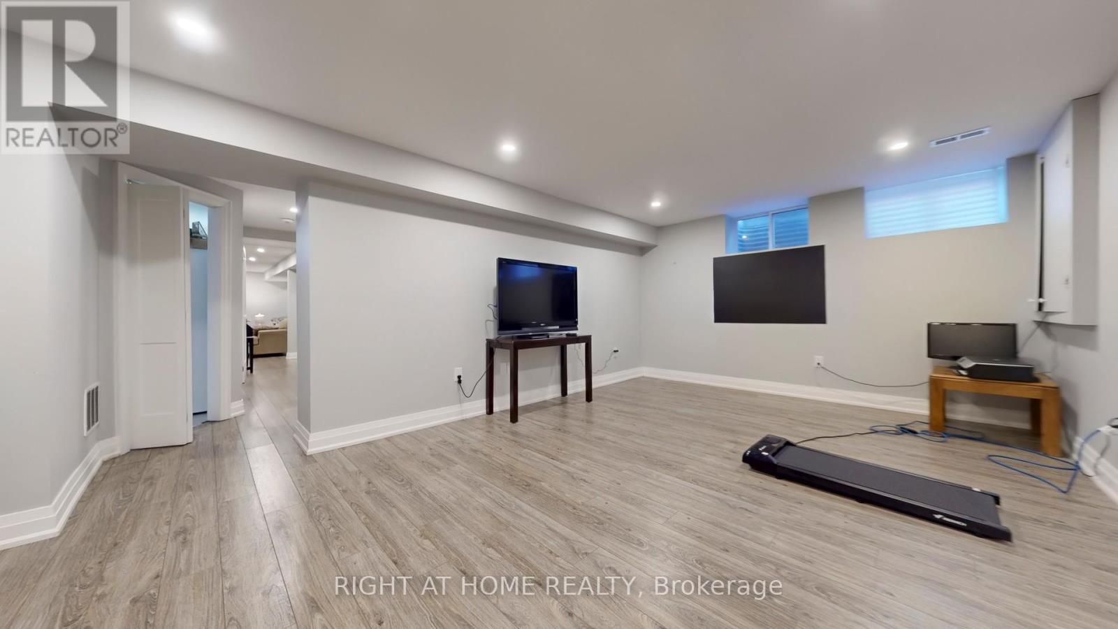 7 Forest Path Court N, Toronto, Ontario  M9V 1L4 - Photo 40 - W12768626