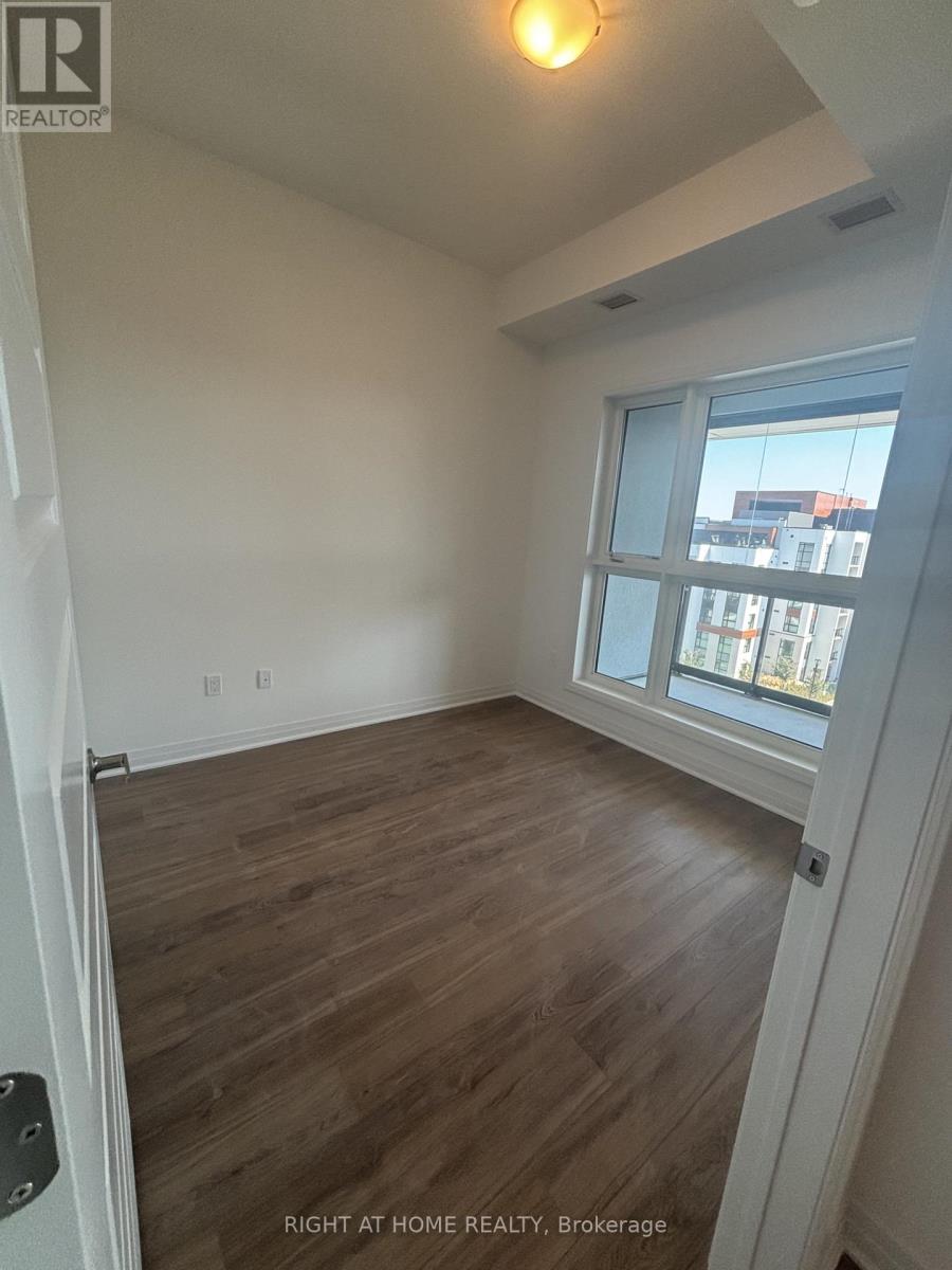 612 - 490 Gordon Krantz Avenue, Milton, Ontario  L9E 1Z5 - Photo 5 - W12768658