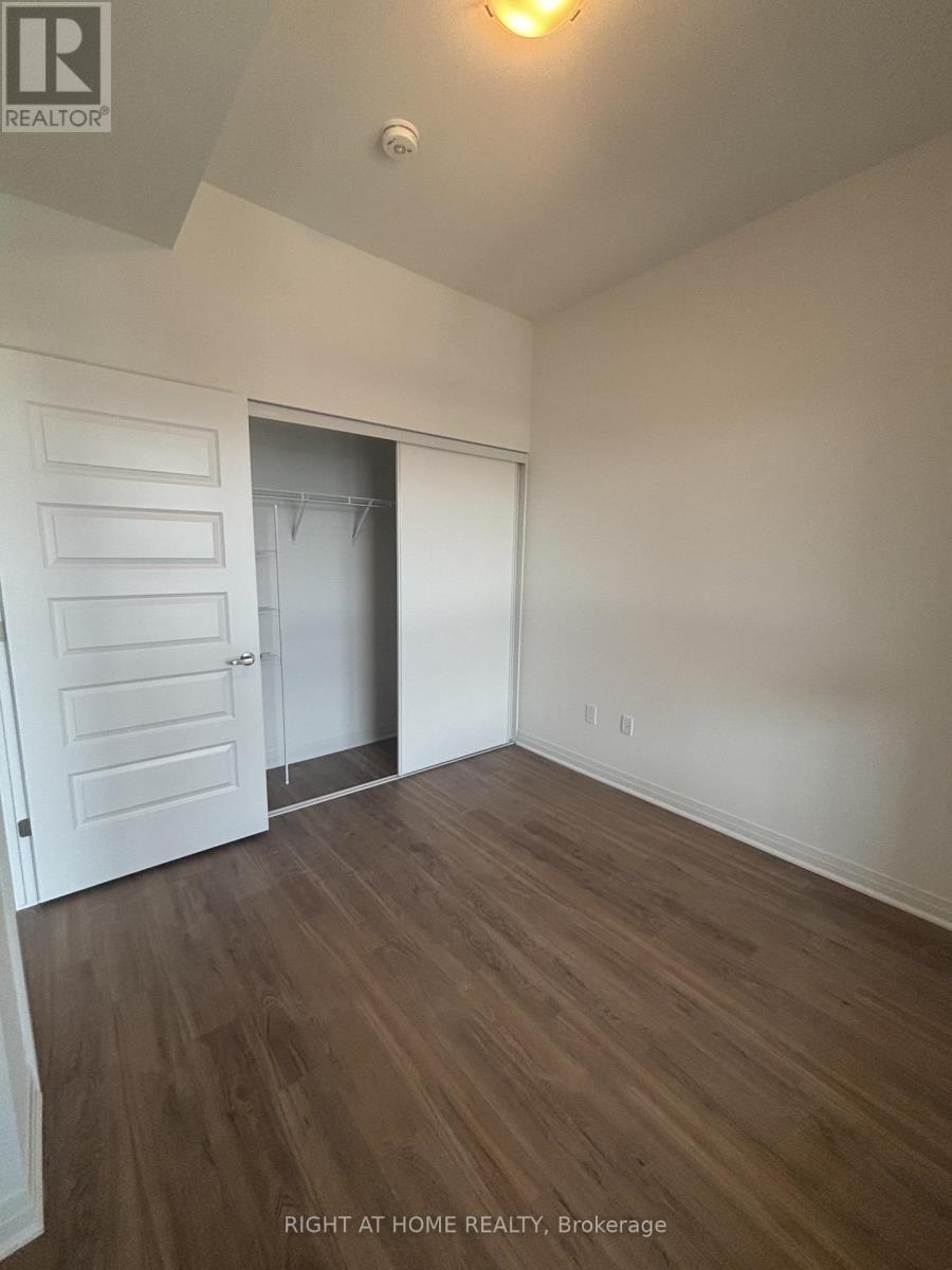 612 - 490 Gordon Krantz Avenue, Milton, Ontario  L9E 1Z5 - Photo 6 - W12768658