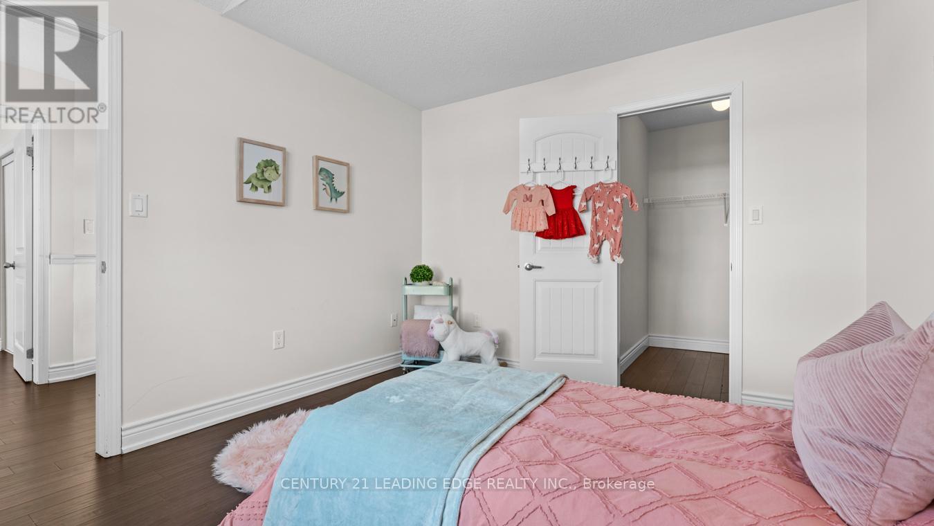 657 Brothers Crescent, Milton, Ontario  L9T 0A6 - Photo 38 - W12768660