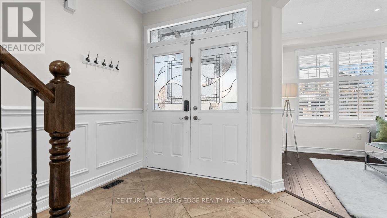 657 Brothers Crescent, Milton, Ontario  L9T 0A6 - Photo 4 - W12768660