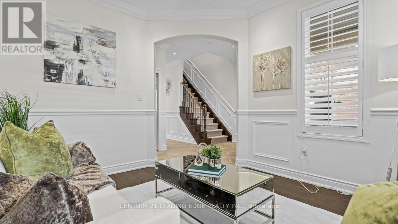 657 Brothers Crescent, Milton, Ontario  L9T 0A6 - Photo 8 - W12768660